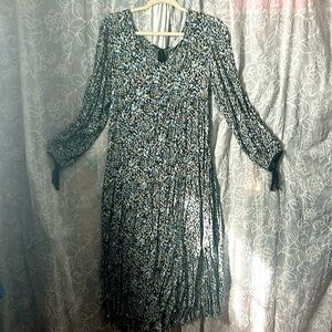 Live to be Spoiled Midi Floral Dress